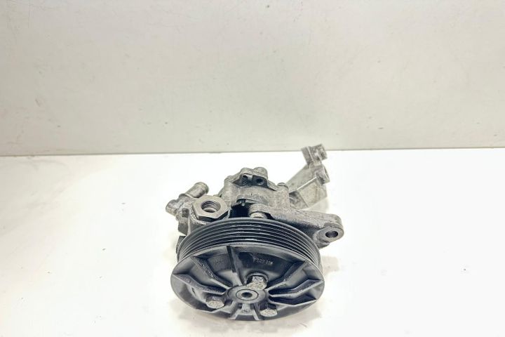 Pompa servodirectie  LH2113605 BMW Seria 3 E90/E91/E92/E93 seria