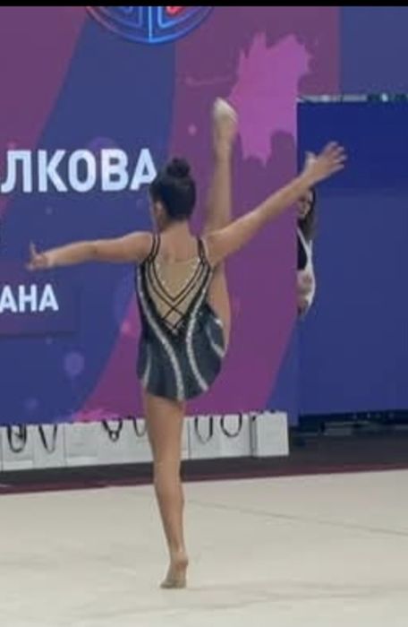 Трико за художествена гимнастика