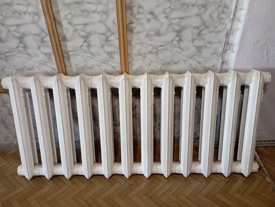 Срочно! Продается б/у 24 секции чугунные батареи