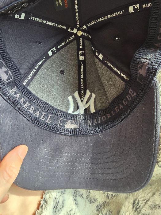 Шапка с козирка New York Yankees