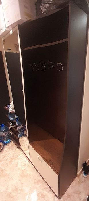 Портманто . Отлично състояние.