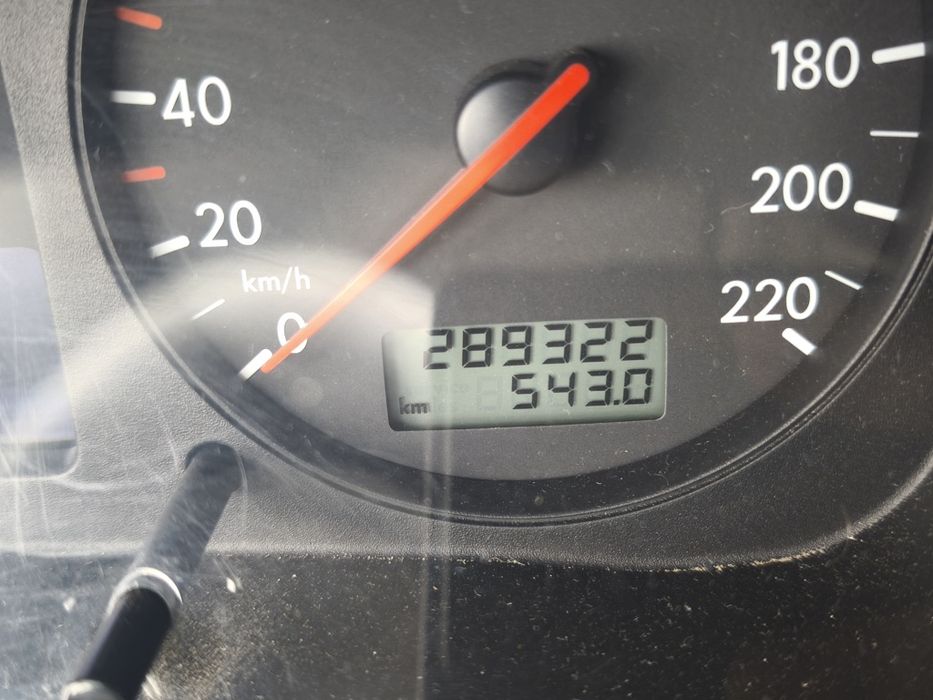 Bora,unic proprietar