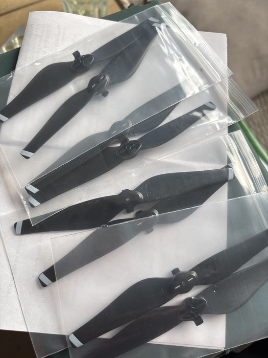 Dji Mavic air крак за дрон и пропелери / перки