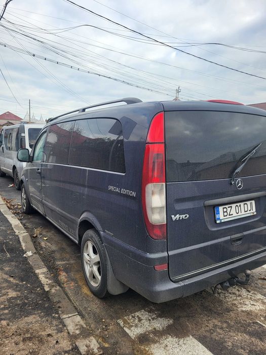 Vand Viano 8+1 locuri