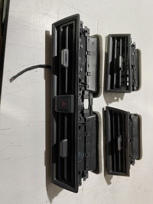 Grile aerisire seat arona