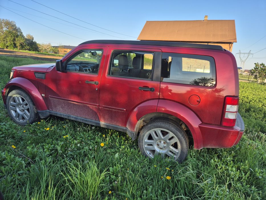 Dodge Nitro 2,8 crd 2009 Euro 4. 177 CP