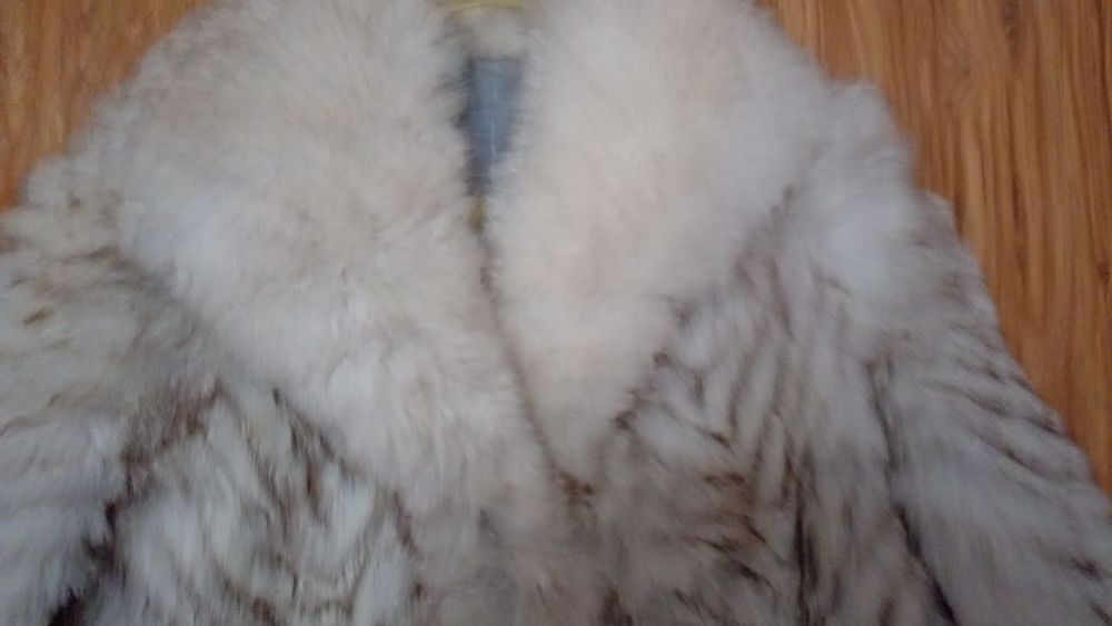 Ново палто естествен косъм от бяла лисица