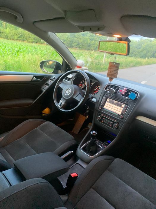 VW Golf 6 Highline 1.4 TSI (160 CP)