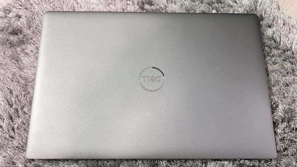 Dell Latitude 5520 | i7-1185G7 | 32GB RAM | SSD 1TB NVMe | Win 11 Pro