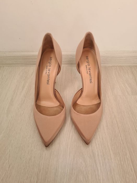 Vând pantofi dama de la Sergio Levantesi