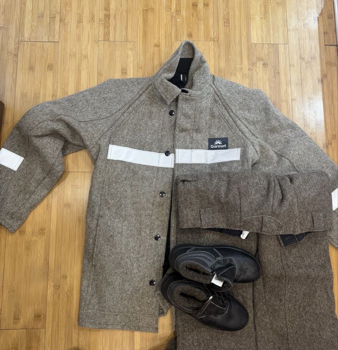 Продается два комлект костюма «сукно»