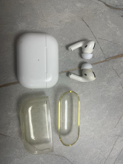 Airpods pro 1 ….