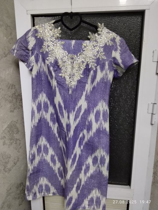 Платье для женщин