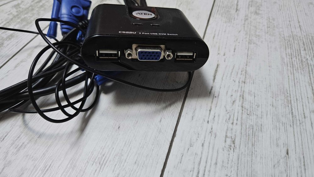 Switch KVM Aten CS22U, 2 porturi, USB, 0.9m