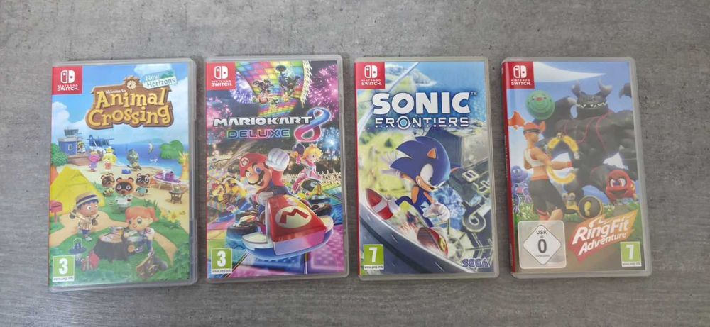 Consolă Nintendo Switch + multe accesorii + jocuri: pachet complet