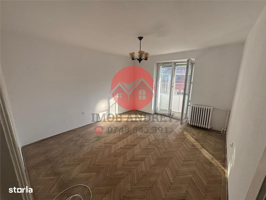 Apartament 2 camere decomandat 42 mp ultracentral etaj 3 bloc reabilit