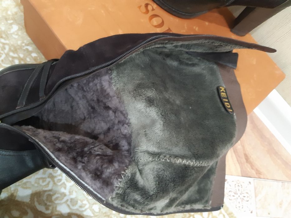 Продаю зимние сапожки