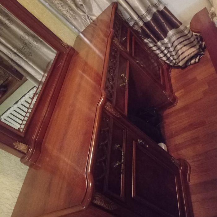 Стенка срочно сотилади 3.10 - 2.40