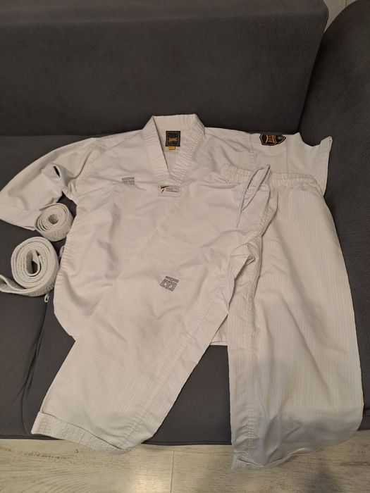 Екип за таекуондо, размер 130