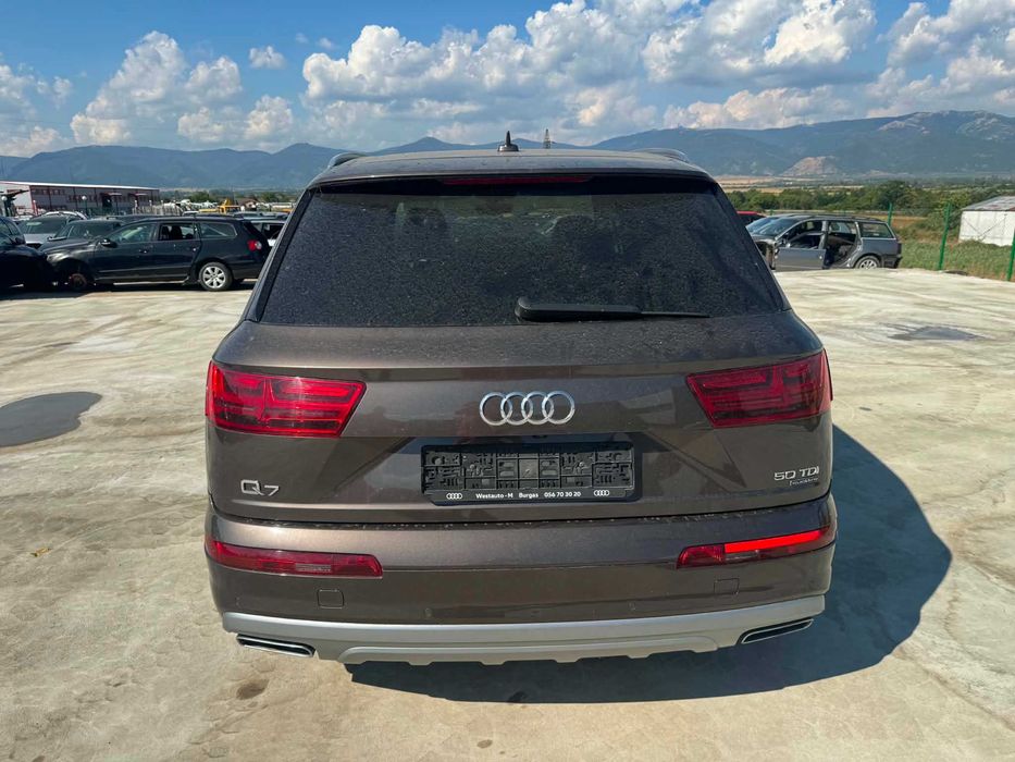 Ауди Q7 2019 година