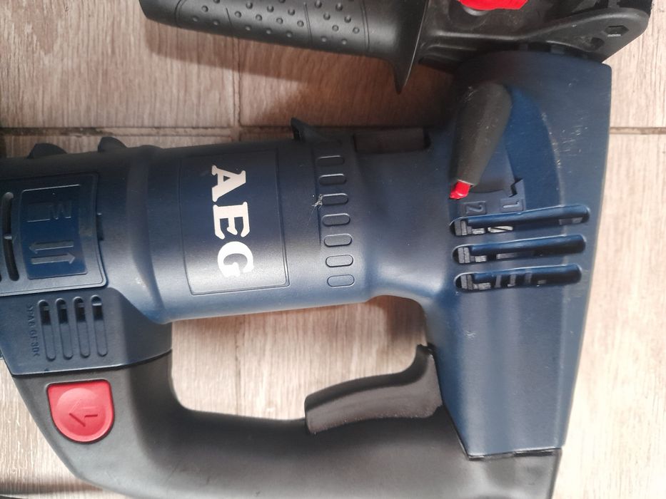 Bormasina electrica AEG Ergomax 750W,