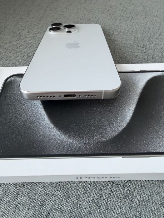 Iphone 15 Pro Max White (Alb)