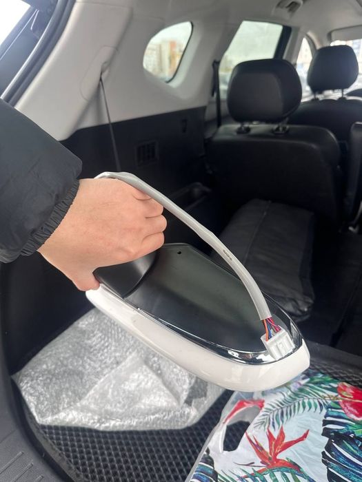 Зеркало от машины боковое правое