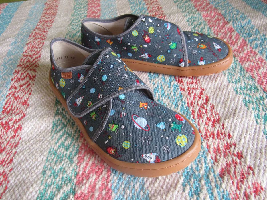 Pantofi Froddo barefoot marimea 36, 24cm in interior