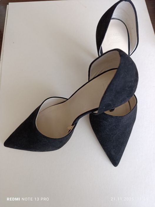 Елегантни дамски обувки