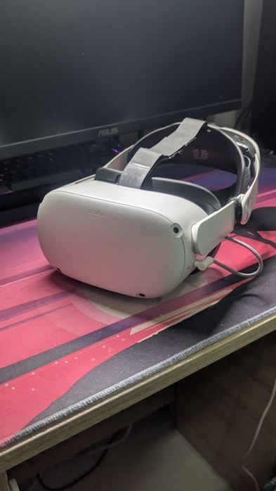 Oculus meta quest 2 128GB + Controllere meta quest PRO