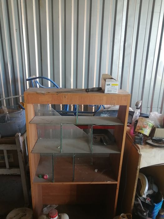 Полки для магазин