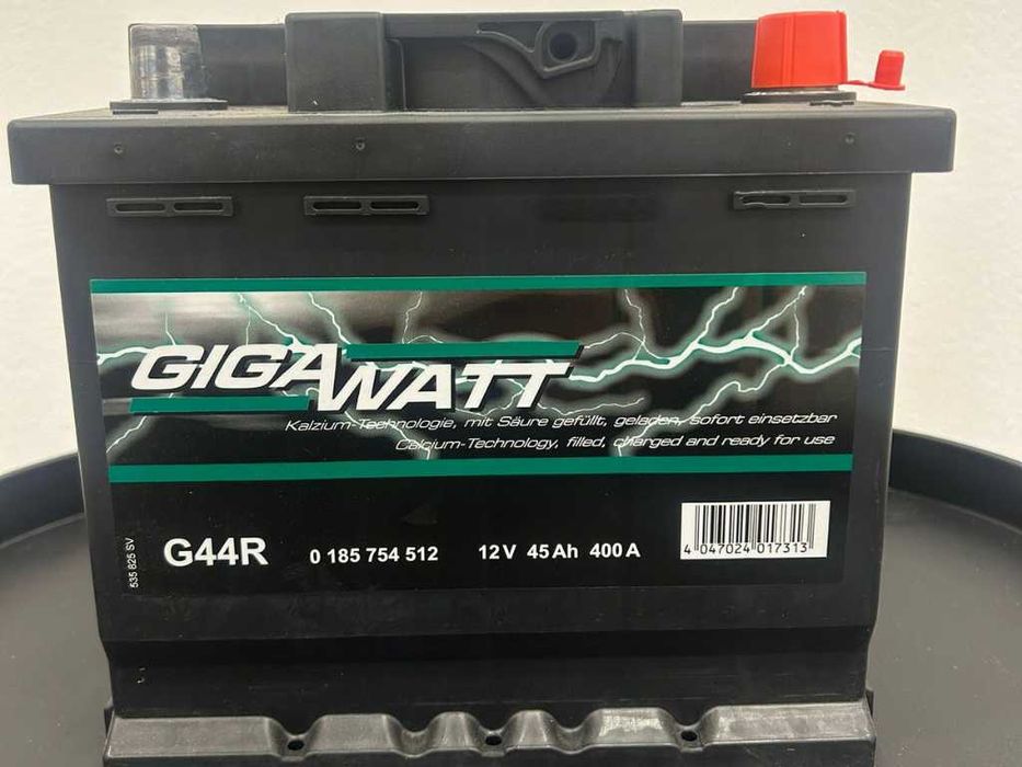Чисто Нов Акумулатор Гаранция GigaWatt G44R, 12V, 45Ah, 400A