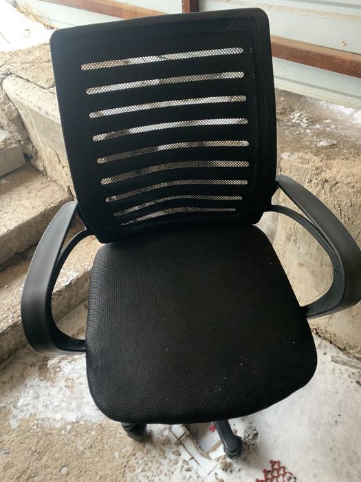 офисное кресло продам