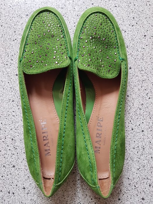 Продавам дамски обувки!