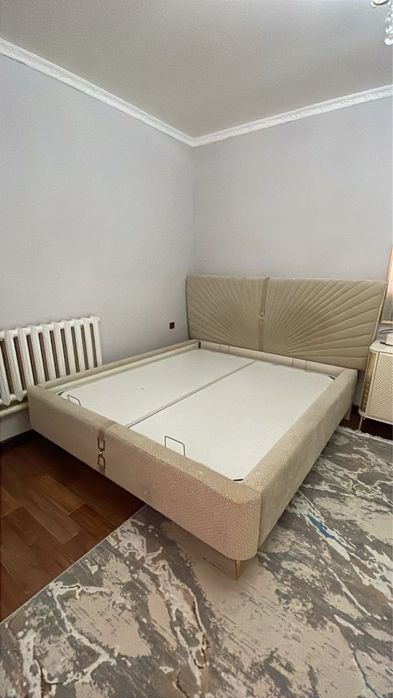 Спальный кровать