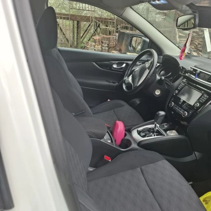 Nissan Qashqai 1.6 diesel,  автомат