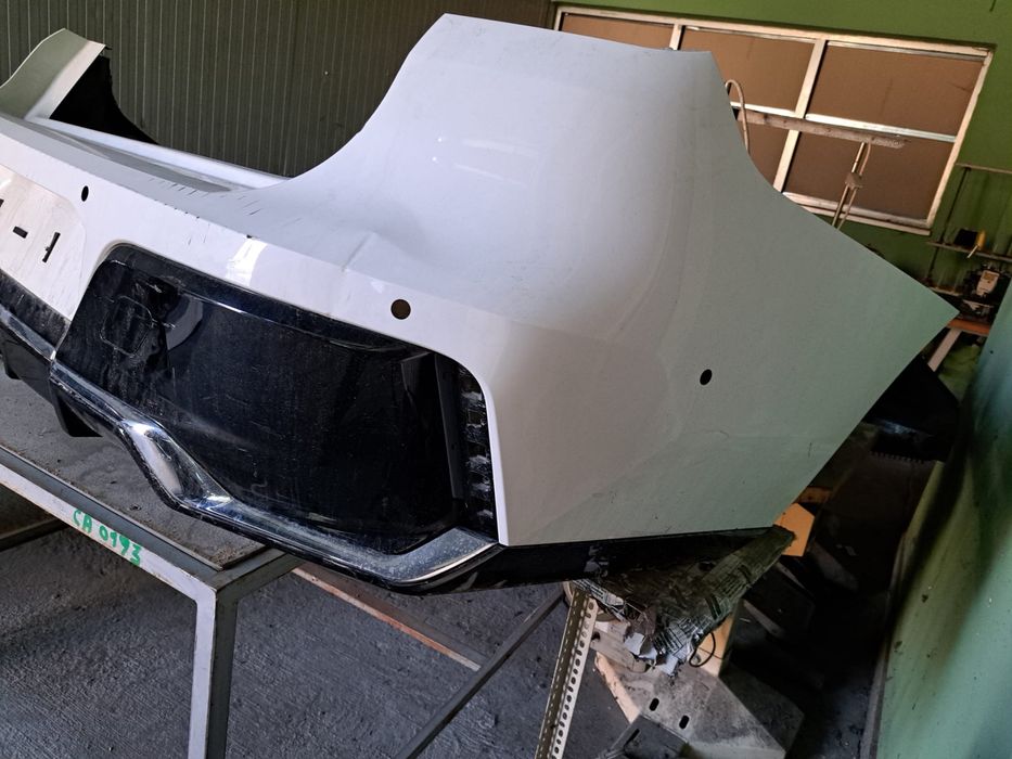 Vand bara spate si ornament portbagaj bmw seria 7 an 2023 g70 M pachet