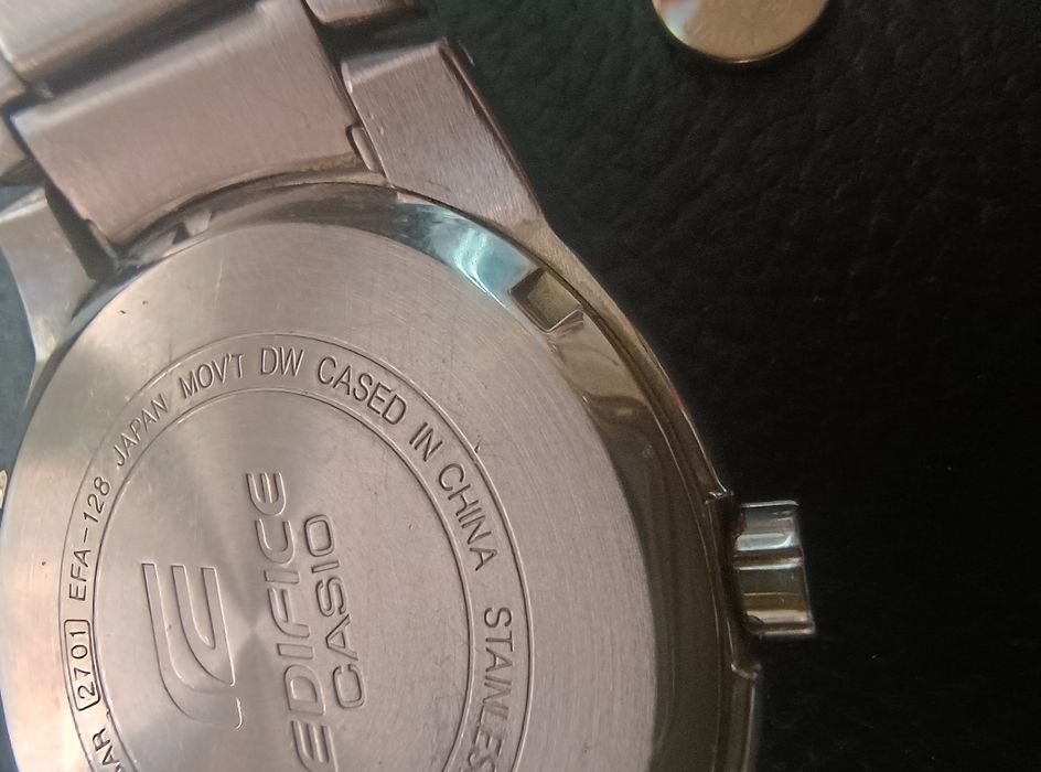 Мъжки Часовник   Casio Edifice EFA-128D-2AV
с нова батерия Varta 371