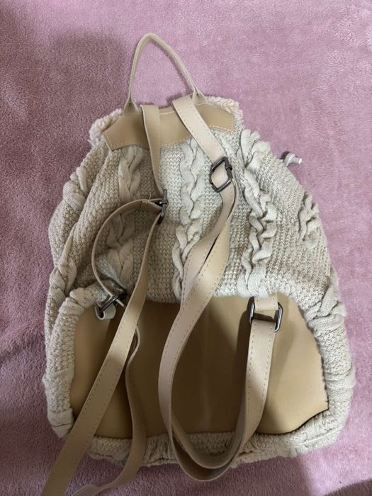 Дамска раница,много запазена