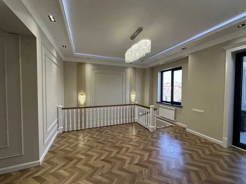 Sialkovskiyda 3 + 1 sotok Uy Sotaman. Продаю Дом 3сот +1 Циалковский