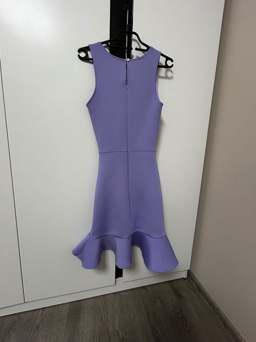 Кокетна нова дамска рокличка Lucy, S размер