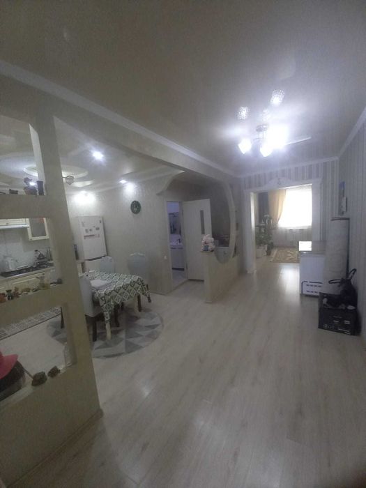 Продам 2 квартирный дом