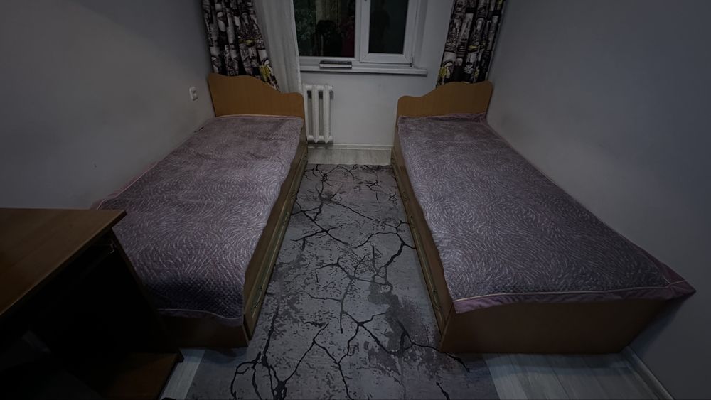 Продаются две кровати с матрасом