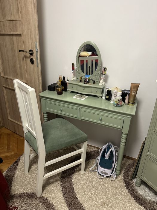 Mobila  vintage de camera dormitor