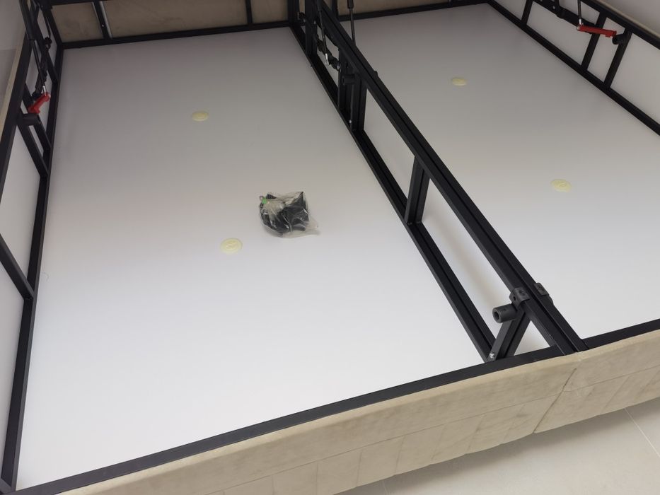 Pat tapițat 200x200 cu saltea de 32cm înclusa turcesc