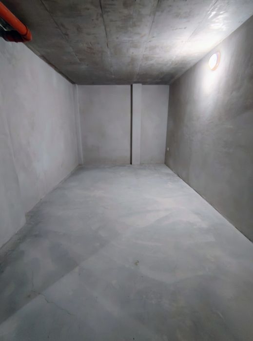 Дава се под наем Гараж / Паркомясто в Казанлък - 19 кв.м за 109.65 € - Снимка #1