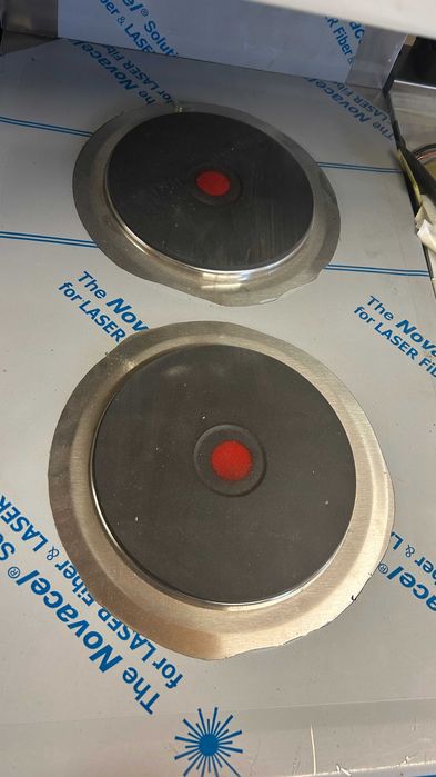 Двойка Електрически котлони