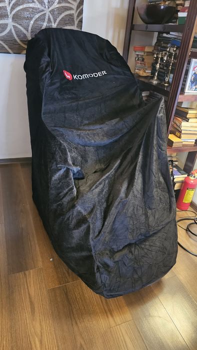 Komoder Prime масажен стол