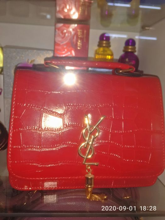 Сумочки женские .