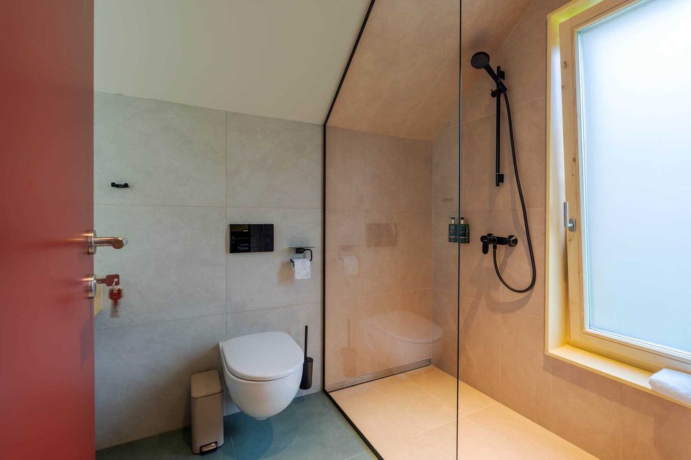 Chalet cu saună & ciubăr – retragere la 3,5 km de Castelul Bran